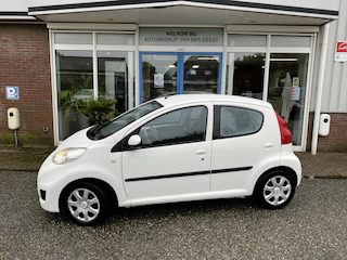 Peugeot 107 1.0-12V XS Airco Lage km stand!