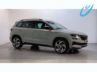 Skoda Karoq 1.5 TSI 150pk DSG ACT Sportline Business Camera Stoelverwarming Navigatie Sfeerverlichting