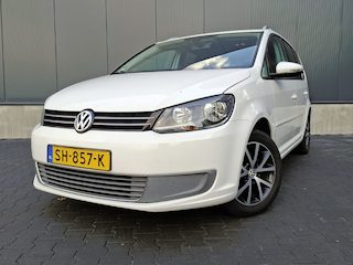 Volkswagen Touran 1.4 TSI Highline | MOTOR BROKEN | Bluetooth | Trekhaak | Mooie auto