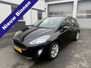 Ford Fiesta 1.0 EcoBoost Connected navigatie, licht metalen velgen, cruise controle, automatische airco, trekhaak, apple carplay, android auto, parkeersensoren, enz.