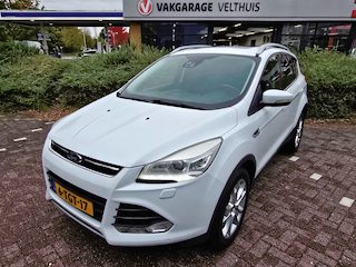 Ford Kuga 1.6 TITANIUM Panoramadak