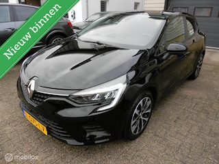 Renault Clio 1.0 TCe Zen Apple Car Play Lane assist