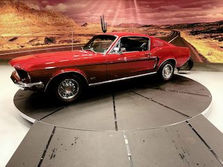 Ford Mustang Fastback GT390 4-Speed