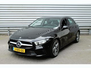 Mercedes-Benz A-klasse 180 136pk Business Solution AUTOMAAT Widescreen 18"AMG LMV