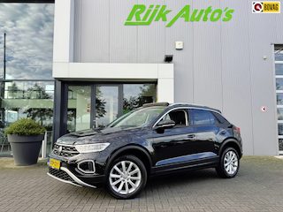 Volkswagen T-Roc 1.5 TSI R-Line Business * Panoramadak * Camera * Stoel + Stuurverwarming
