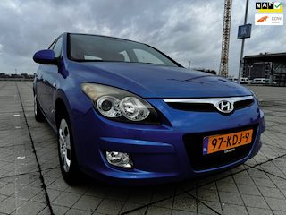 Hyundai i30 1.4i Blue Dynamic CLIMA SCHUIFDAK TREKHAAK NAP