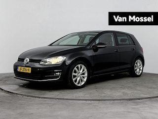 Volkswagen Golf 1.2 TSI Business Edition Connected | CAMERA | TREKHAAK | CLIMATE CONTROL | CRUISE CONTROL | STOELVERWARMING | NAVIGATIE | PARKEERSENSOREN V+A | LMV |