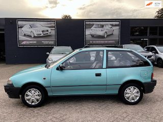 Suzuki Swift 1.0 GL 3-deurs Automaat 143.833 Kilometer n.a.p