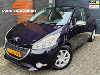 Peugeot 208 1.2 VTi Style 5-Deurs/Navigatie/Bluetooth/Compleet onderhouden