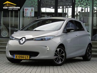Renault Zoe R90 92pk Bose inclusief Batterij / Trekhaak / Navigatie / Camera / Stoelverwarming /  Compleet dealer O.H.