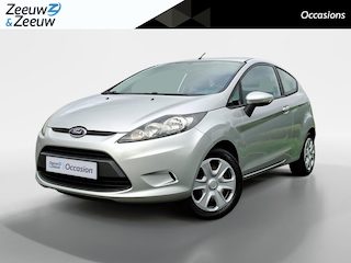 Ford Fiesta 1.25 Limited | Nieuwe Distributieriem bij aflevering | Trekhaak | All weather banden | Radio | Dealer onderhouden | Nieuwe APK | 12maanden BOVAG Garantie |