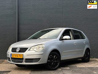 Volkswagen Polo 1.4 | 5-Deurs | Airco | Nieuwe APK