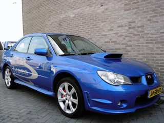 Subaru Impreza 2.5 WRX - Sportstoelen - Radio-/CD speler - Climate control - Skiluik