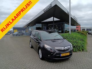 Opel Zafira Tourer 1.4 140PK Innovation 7-zitter, Clima, Navi, Camera, PDC, Trekhaak etc. incl. 12 mnd BOVAGgarantie
