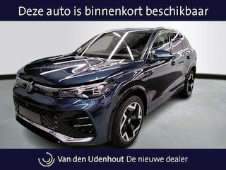 Volkswagen Tiguan 1.5 eHybrid 204pk DSG R-Line / HD Matrix / Trekhaak / 360 Camera
