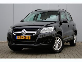 Volkswagen Tiguan 1.4 TSI Comfort&Design | Lees tekst | Trekhaak | Navigatie | Clima / Cruise control| NAP | APK |