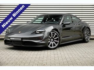 Porsche Taycan 4S Performance 84 kWh Sport Chrono Plus | Pano | Massage | HUD | Memory | Inno Drive | Bose | 360 Camera | Luchtvering | Warmtepomp | Ventilatie |