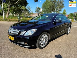 Mercedes-Benz E-klasse Coupé 200 CGI Elegance / ketting.vervangen / leder / navi / cruise.cont / airco / elek.pakket / pdc / nap..