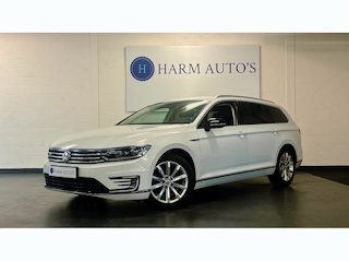 Volkswagen Passat Variant 1.4 TSI GTE DSG Alcantara / CAM / Trekhaak / Carplay / Navi / PDC