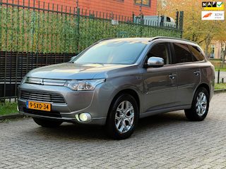 Mitsubishi Outlander 2.0 PHEV instyle+ TREKHAAK|CAMERA|NAP