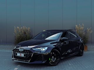 Audi A3 A3 Sportback 2.5 TFSI quattro | Kuip | Pano | Carbon