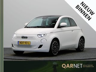 Fiat 500 La Prima 42 kWh | Panoramadak | Achteruitrijcamera | Stoelverwarming | 312km WLTP |