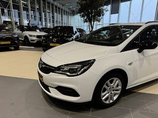 Opel Astra Sports Tourer 1.2 Edition