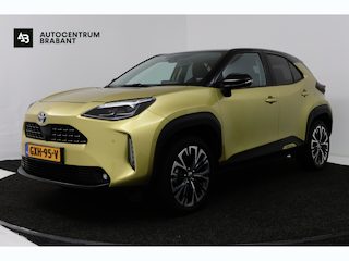 Toyota Yaris Cross 1.5 Hybrid Launch Edition (PANORAMADAK, TREKHAAK, CAMERA, STOELVERWARMING)