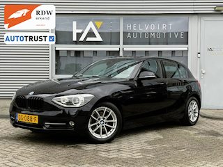 BMW 118i Sport Line| PANO | CAMERA| XENON | STOELVERWARMING