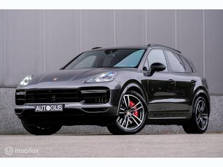 Porsche Cayenne 4.0 Turbo 550 pk | PDLS+ | PSCB | Sport Chrono + | Alcantara | Trekhaak | Panorama | Softclose | dubbel glas |