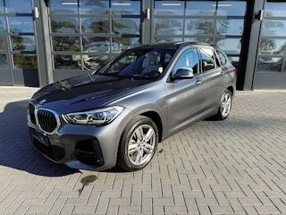 BMW X1 sDrive 18i M-Sport | Schuifdak | Led