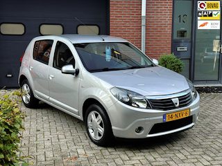 Dacia Sandero 1.2 Blackline|Luxe|Elek.Pakket|Airco|NAP|APK|Onderhouden|BOVAG Erkend