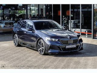 BMW 5-serie Touring 530e M Sport | Pano | Trekhaak | H/K