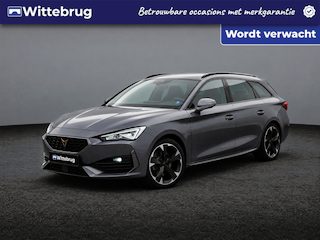 Cupra Leon 1.4 e-Hybrid 204pk VZ Performance / Achteruitrijcamera / Elec. Trekhaak / App. Connect / Stoel+Stuur Verwarming / 18''LMV
