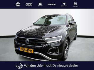 Volkswagen T-Roc 1.5 TSI 150pk DSG Life Edition Camera Clima Binnenkort Beschikbaar