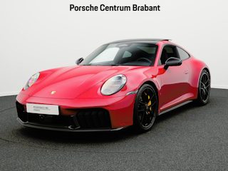 Porsche 911 Carrera 4 GTS