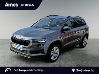 Skoda Karoq 1.5 150pk TSI ACT Business Edition Parkeersensoren vóór en achter | Adaptive Cruise Control | Navigatie Amundsen met 8" touchscreen