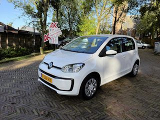 Volkswagen Up 1.0. Wij zijn altijd de goedkoopste met de beste Vakgarage BOVAG service.