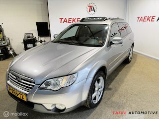 Subaru Outback 2.5i Exclusive Edition AUT/CLIMA/CRUISE/PANO
