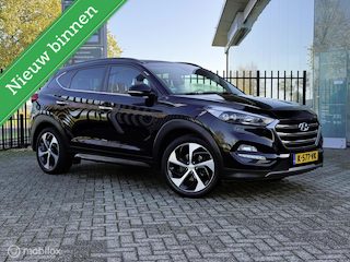 Hyundai Tucson 1.6 T-GDi Primium 4WD | Pano | Trekhaak | Vol