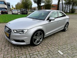 Audi A3 Limousine 1.4 TFSI Ambit. PL+ NAVI CLIMA CRUISE PDC NAP