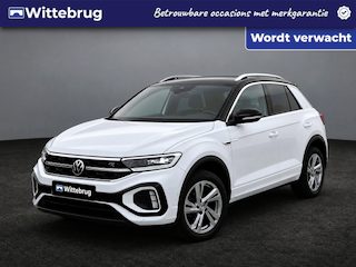 Volkswagen T-Roc 1.0 TSI 110pk R-Line / Virtual Cockpit Pro/ App. Connect / Achteruitrijcamera / Afn.Trekhaak / Zwart dak / 17''LMV
