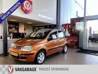 Fiat Panda 1.2 Emotion,Panoramadak,Airco,Elektrischpakket,Dakrail,14 Inch Lmv