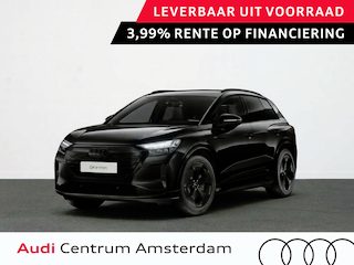 Audi Q4 e-tron S edition 40 63 kWh 204 pk | Optiekpakket zwart | Privacy glas | Trekhaak | Leder/stof interieur |