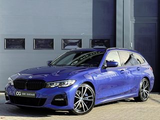 BMW 3-serie Touring 330i M-Sport|PANO|HuD|Hifi|19''|Camera