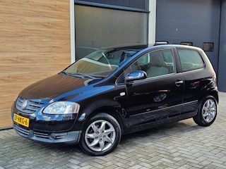 Volkswagen Fox 1.2 Trendline 15" Stuurbekrachtiging Dealeronderhouden