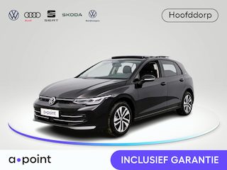Volkswagen Golf 1.5 eTSI Life Energy 116 pk Automaat (DSG) | Navigatie | Panoramadak | Parkeersensoren | Achteruitrijcamera | Adaptieve cruise control | Stoelverwarming | LED | Draadloze Telefoonlader | Dodehoek Detectie |