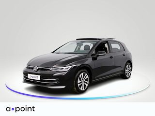 Volkswagen Golf 1.5 eTSI Life Energy 116 pk Automaat (DSG) | Navigatie | Panoramadak | Parkeersensoren | Achteruitrijcamera | Adaptieve cruise control | Stoelverwarming | LED | Draadloze Telefoonlader | Dodehoek Detectie |