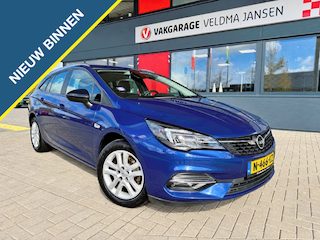Opel Astra Sports Tourer 1.2 BUSINESS EDITION + AIRCO/PDC/NAVI/VERW. STOELEN EN STUUR