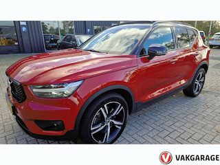 Volvo XC40 two tone 1.5 T5 Rech. Inscr.